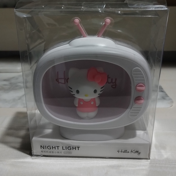 Hello Kitty Night Light - Picture 3 of 8